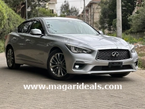 Find Nissan Skyline cars in Kenya: R34 (KSh 3.5M+), GT-R (KSh 8M-12M), and 250GT prices. Compare specs, find trusted sellers, & inspect available stock.