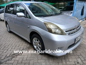 TOYOTA ISIS 2010 Nairobi for sale in Kenya