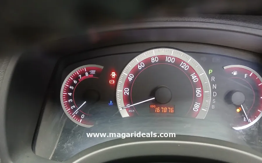TOYOTA ISIS 2010 Nairobi in Kenya for Sale | Magari Deals