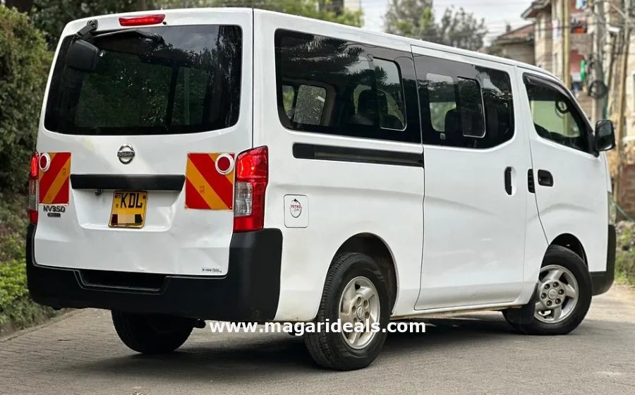 2017 NISSAN NV350 CARAVAN in Kenya for Sale | Magari Deals