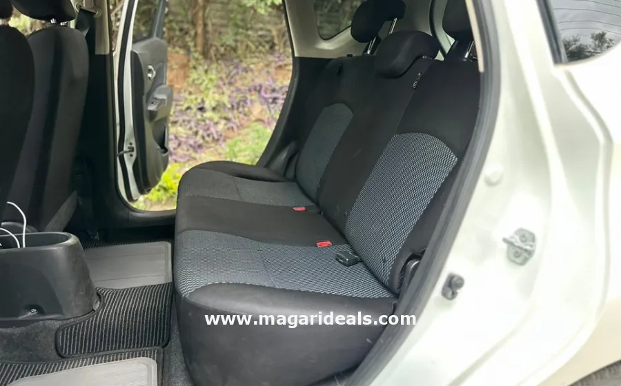 2016 NISSAN NOTE in Kenya for Sale | Magari Deals