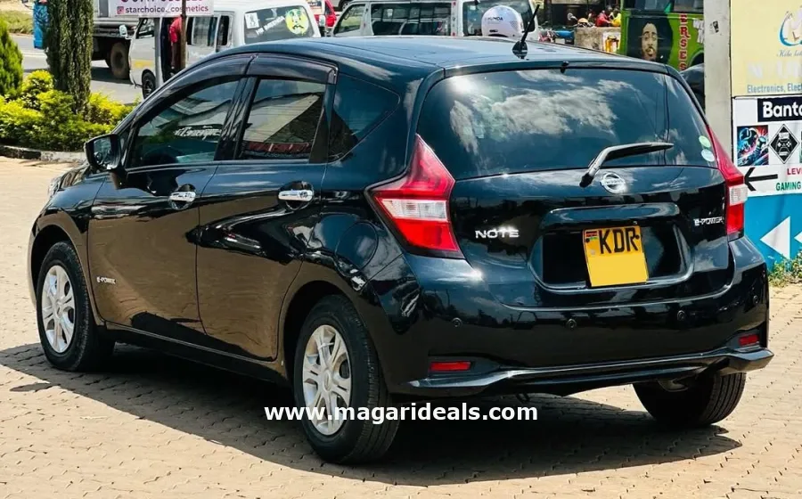2017 NISSAN NOTE E-POWER in Kenya for Sale | Magari Deals