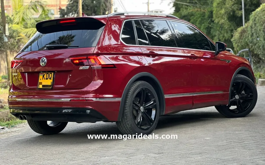 2017 VOLKSWAGEN TIGUAN 1.4T R-LINE in Kenya for Sale | Magari Deals