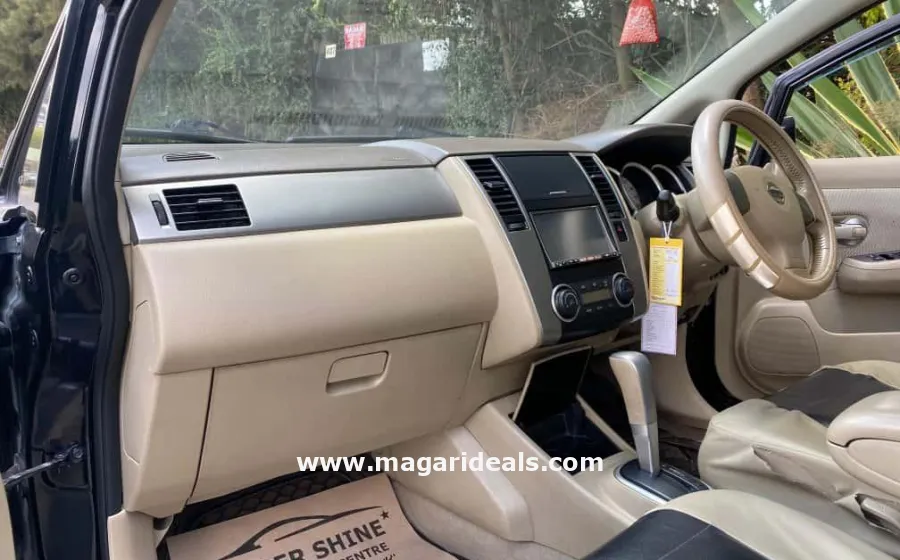 2011 NISSAN TIIDA Hatchbak in Kenya for Sale | Magari Deals