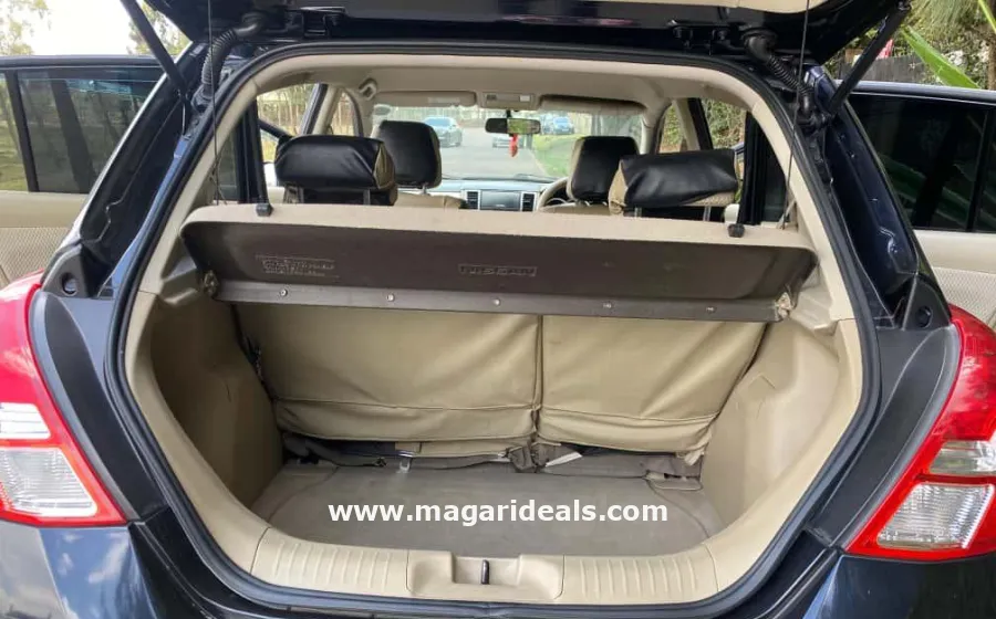 2011 NISSAN TIIDA Hatchbak in Kenya for Sale | Magari Deals