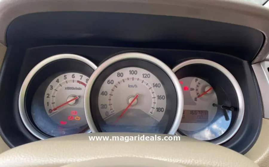 2011 NISSAN TIIDA Hatchbak in Kenya for Sale | Magari Deals
