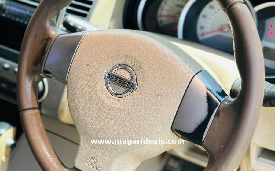 2011 Nissan Tiida in Kenya for Sale | Magari Deals