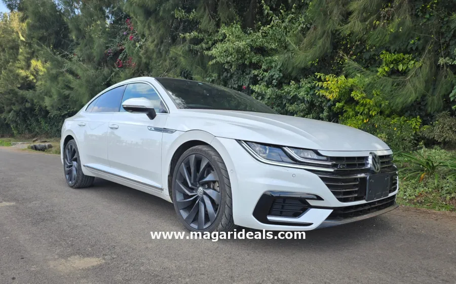 VW Arteon R-Line 2018 Model Sunroof in Kenya for Sale | Magari Deals