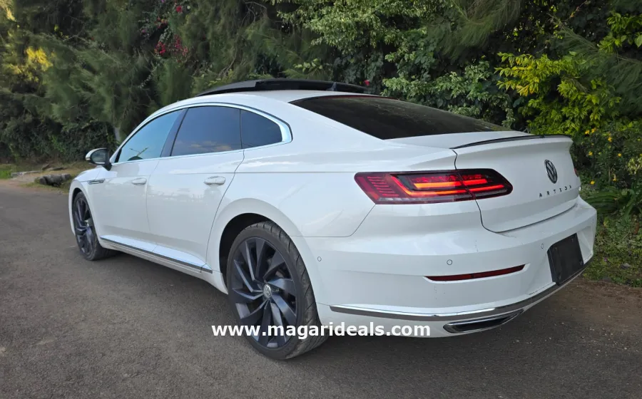 VW Arteon R-Line 2018 Model Sunroof in Kenya for Sale | Magari Deals