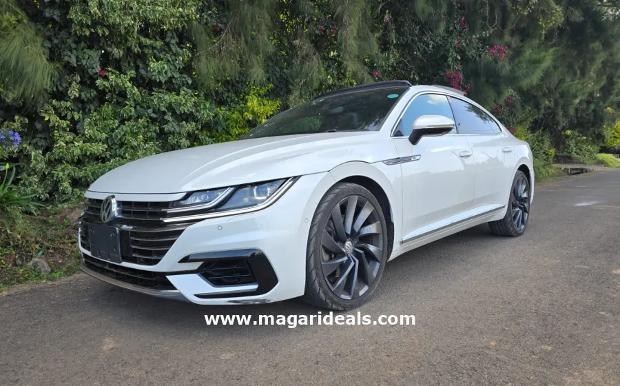 VW Arteon R-Line 2018 Model Sunroof in Kenya for Sale | Magari Deals