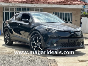 Toyota CHR 2017 Model Hybrid for sale in Kenya