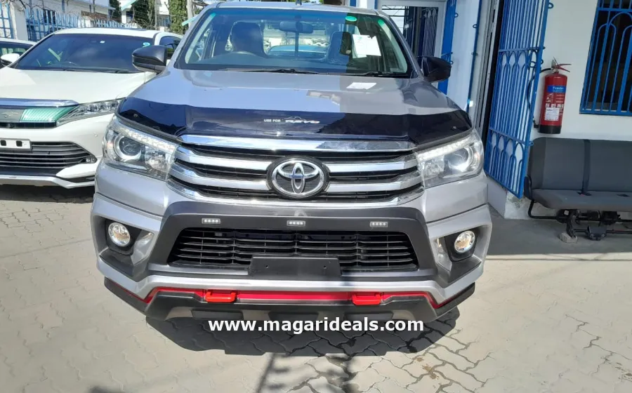 TOYOTA HILUX Revo Single Cab 2017 Silver Manual in Kenya for Sale | Magari Deals
